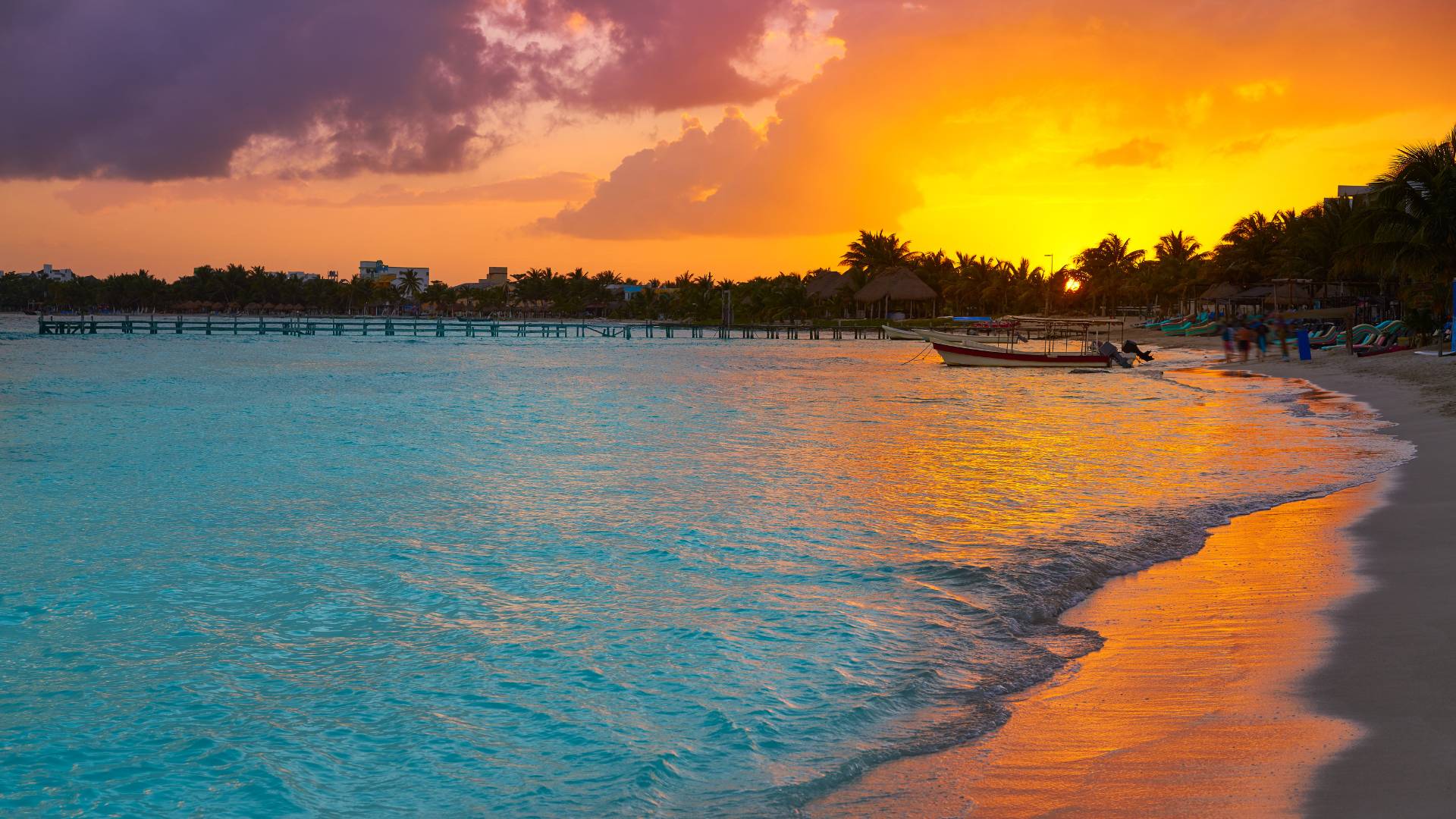 Mahahual Caribbean beach sunset in Costa Maya of Mayan